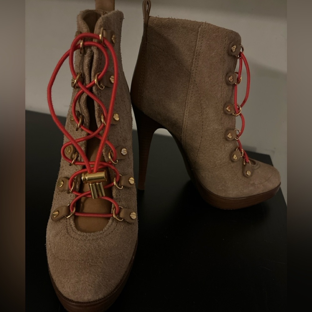 Tory Burch Halima Boots Size 10.